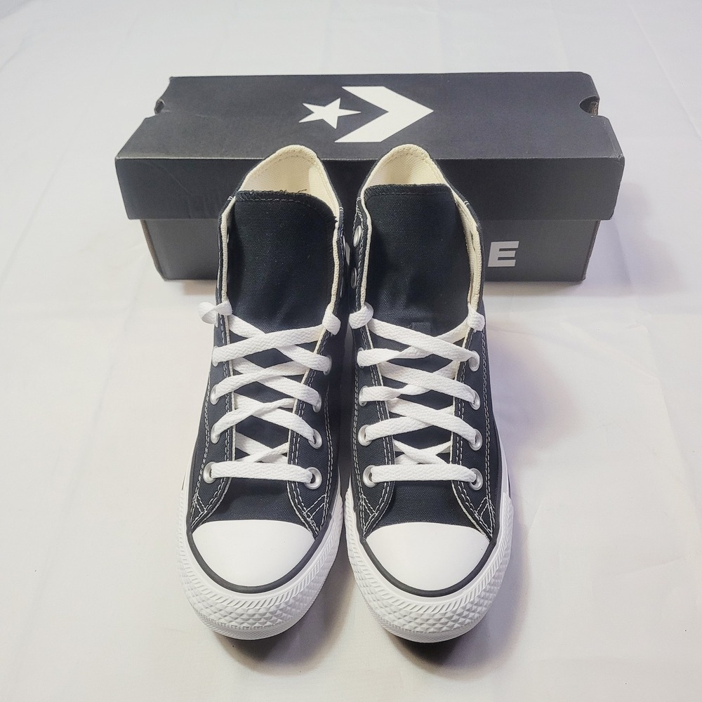 Converse Unisex Chuck Taylor All Star High Top 4Y - 6W Black Canvas Sneakers